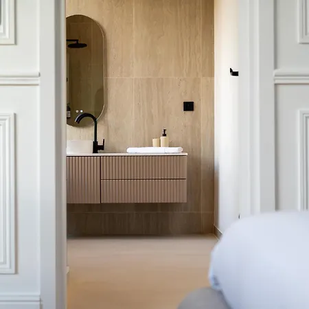 Arche - Maison Les Arcades Au Pied De La Gare De *